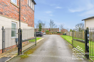 Photo 36- click for photo gallery